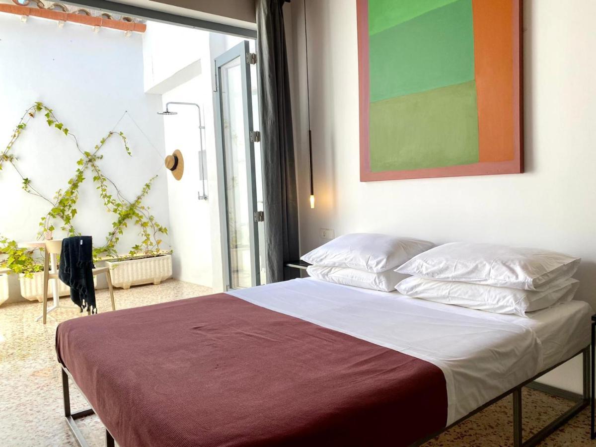Fragile Hotel Ciutadella  Ngoại thất bức ảnh