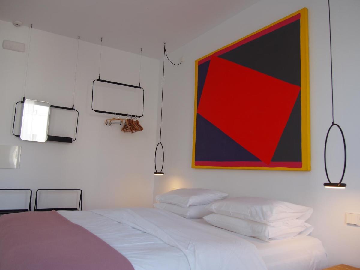 Fragile Hotel Ciutadella  Ngoại thất bức ảnh